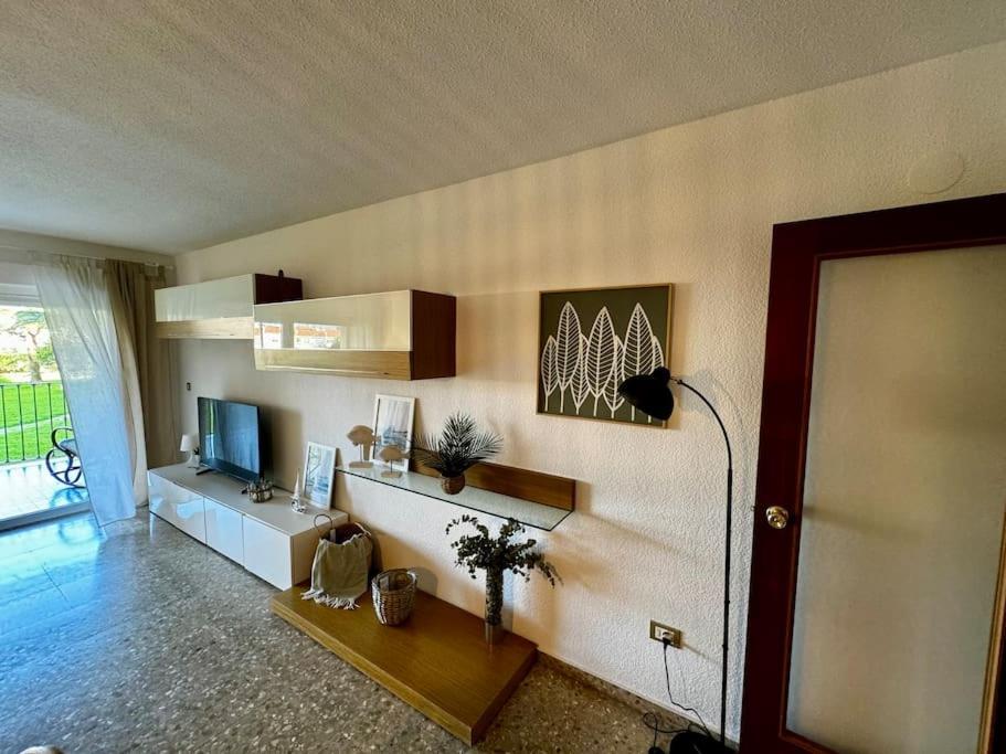Apartamento Relax En Playa De L'Ahuir Gandia Playa de Gandía Exterior foto