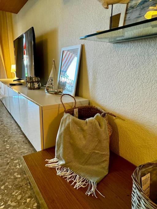 Apartamento Relax En Playa De L'Ahuir Gandia Playa de Gandía Exterior foto